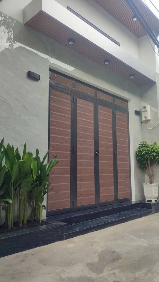 Bán nhà mới, sổ hồng riêng, 2 phòng ngủ, khu dân cư Tân Chánh Hiệp, Quận 12