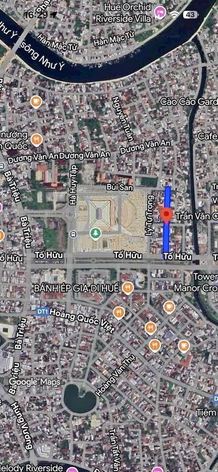 Chào mừng quý vị đến với "siêu phẩm" nhà 3 tầng tọa lạc ngay mặt tiền đường Trần Văn Ơn