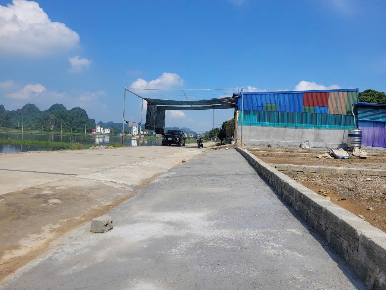 Bán đất 80.2m2 mặt tiền 5.6m, nở hậu, đường 3 ô tô tránh, view đồng thoáng mát tại Ứng Hòa, Hà Nội