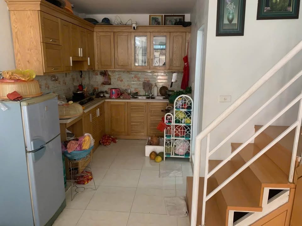 Nhà 2 tầng đẹp mịn tọa lạc tại vị trí đắc địa thuộc phường Đông Vệ, thành phố Thanh Hóa