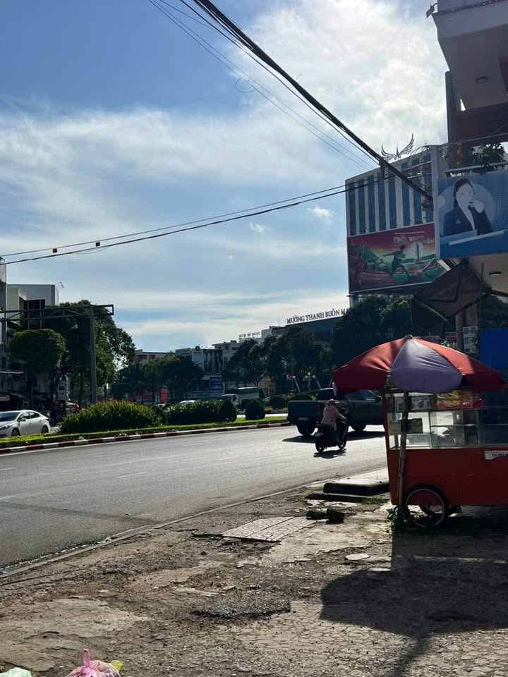 Bùng nổ giá nhà trung tâm Tân Lập, Đắk Lắk - Full thổ cư, ô tô vào tận nhà