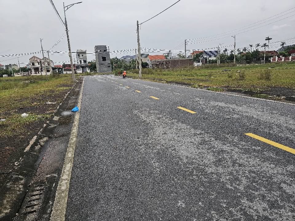 Đất KĐT Mộc Bắc 100m2, mặt tiền 5m, sổ đỏ sẵn sàng, giá 'hời' chỉ từ 1.7 tỷ