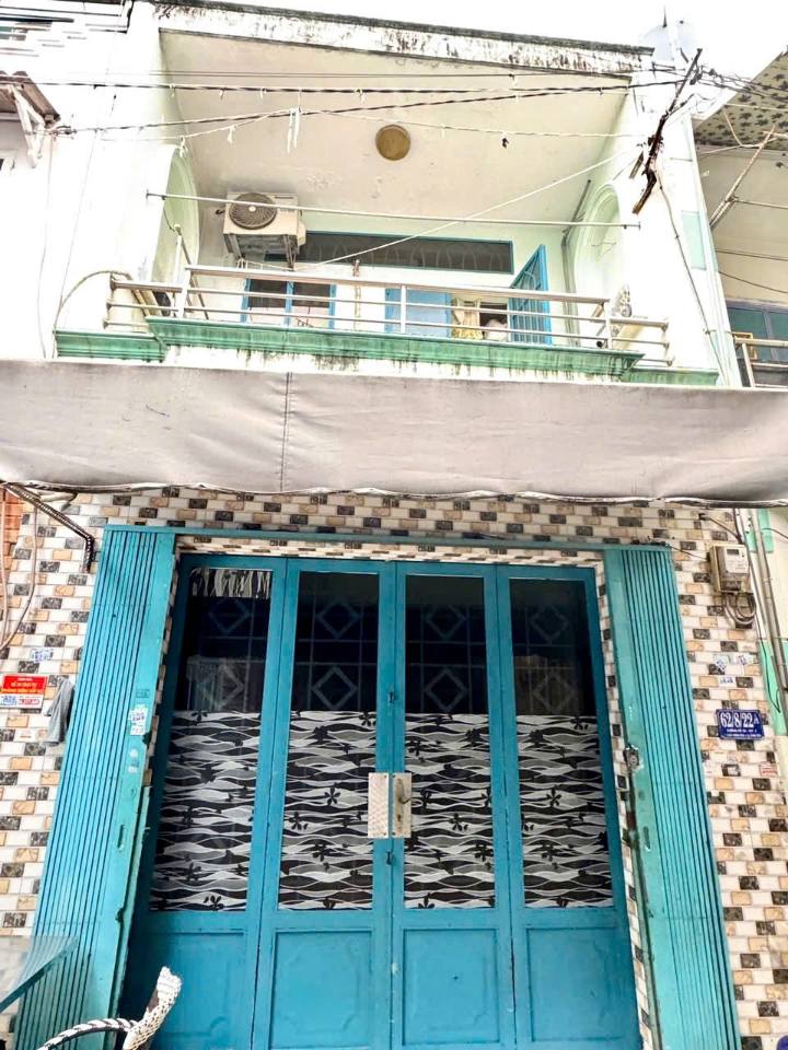 Nhà 4x9m hẻm xe hơi 6m, 2 lầu, giá 4.3 tỷ gần Bình Long