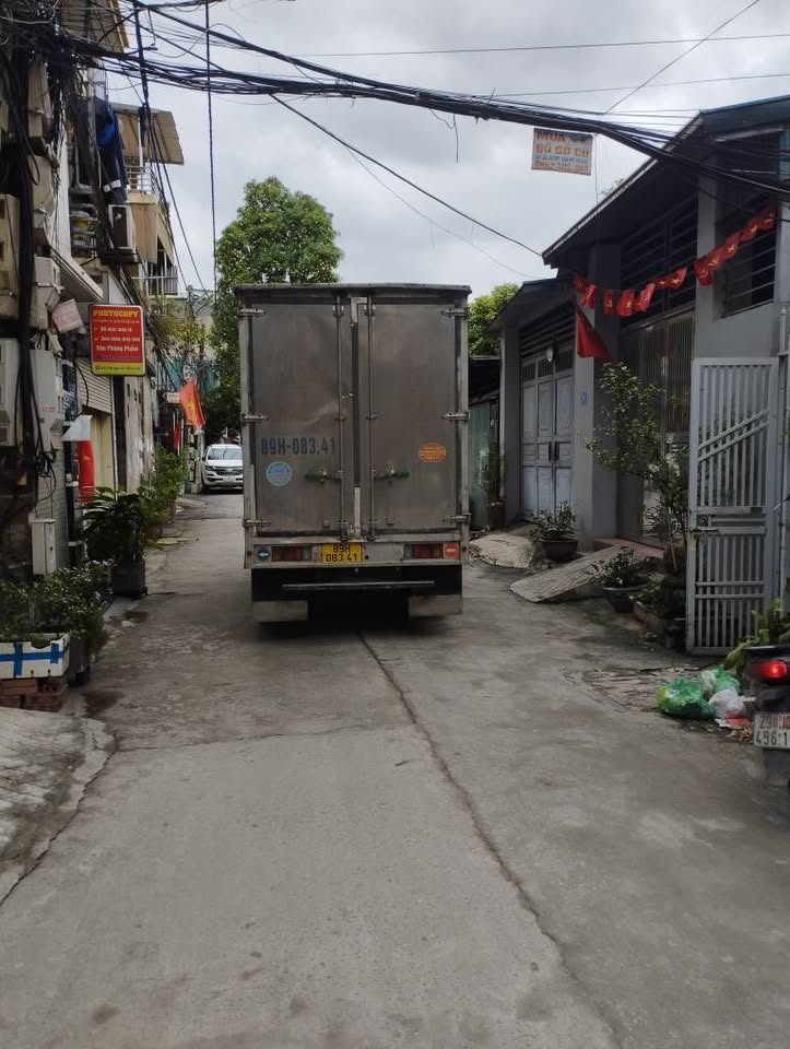 Nhà 30m2 x 4 tầng gần Chợ Đêm Lĩnh Nam, tiện ích ngập tràn, sổ đỏ sẵn sàng