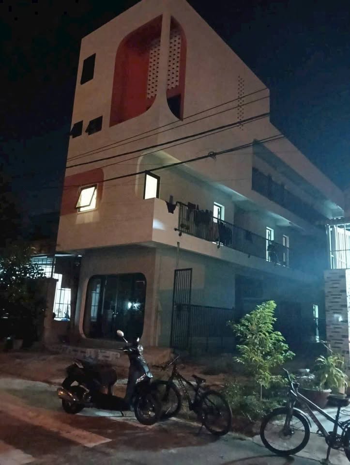 Bán nhà trọ 3 tầng, 14 phòng, thu nhập 25 triệu/ tháng tại Hòa Liên 3, Đà Nẵng