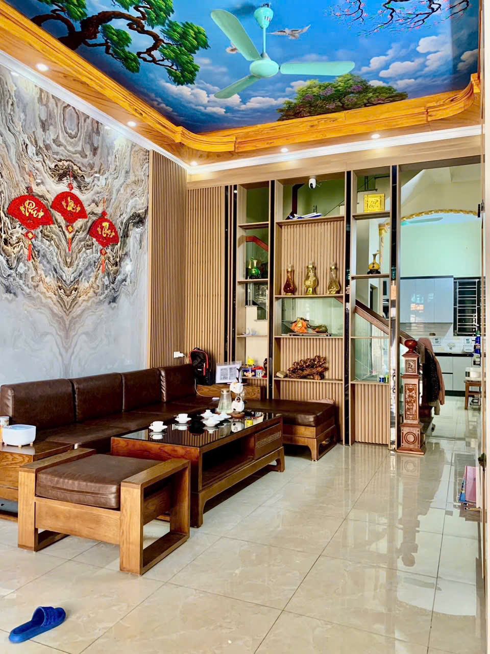 Nhà 3 tầng Thái Bình ngõ ô tô, đẹp vuông vắn, giá nhỉnh 2 tỷ, chốt nhanh