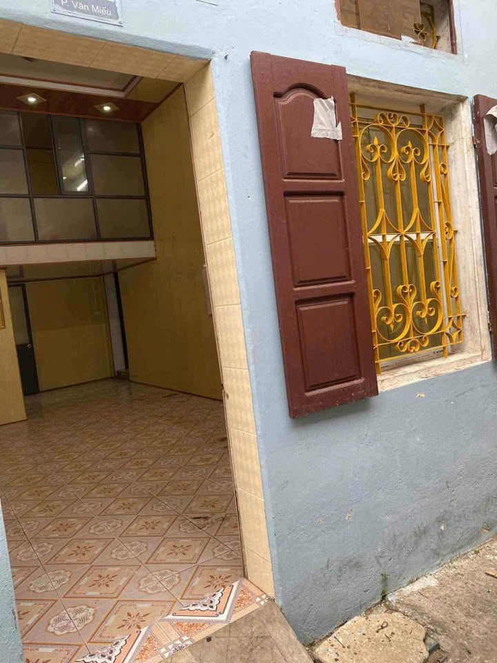 Nhà ngõ Tô Hiến Thành, 2 ngủ, gần 4 triệu/tháng, giá tốt cho thuê