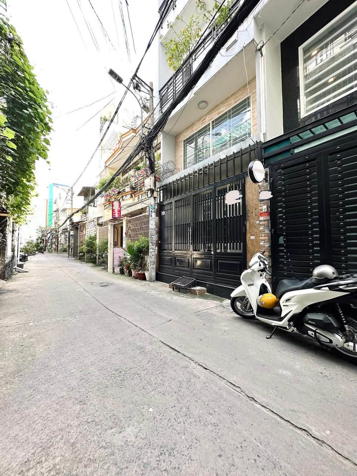 Nhà 6 tầng hẻm ô tô 6m Phan Xích Long, Phú Nhuận 5 phòng khép kín, 46m2, chỉ 9,5 tỷ