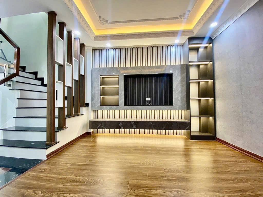 Bán nhà 4 tầng, 65m2, mặt tiền 4m, trung tâm Hoàng Mai, Hà Nội