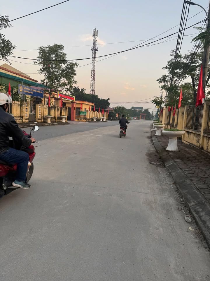 Tọa lạc tại vị trí đắc địa của Xóm 2, xã Chương Dương, Thường Tín, Hà Nội