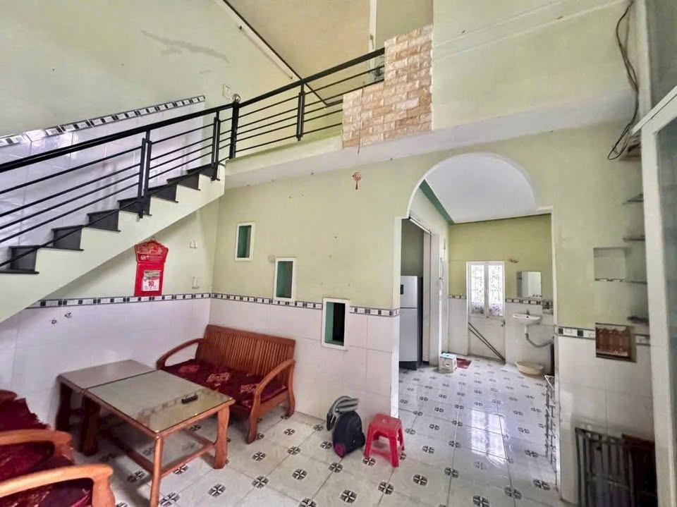 Siêu phẩm nhà góc 1,5 tầng cực chất, ôm trọn 2 mặt hẻm đang chờ chủ mới