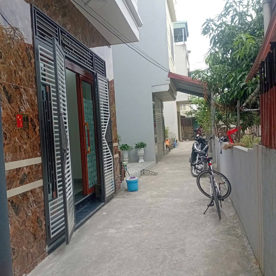 Bán nhà 3 tầng mới xây, 55m2, hướng Đông Nam, gần cầu vượt Đông Hải, Hải Phòng