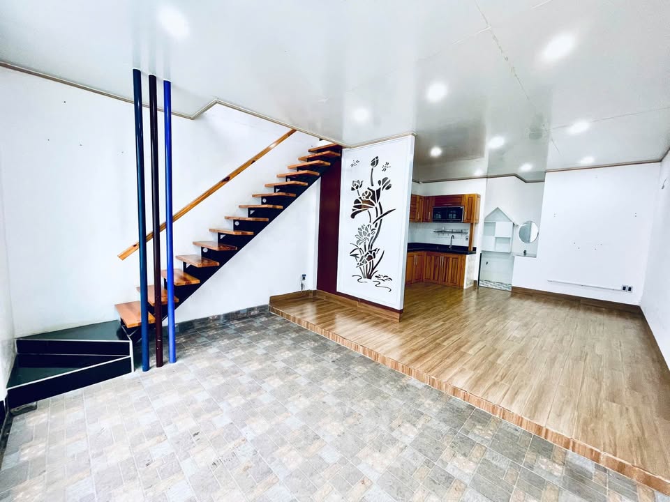 Nhà xinh hẻm xịn Hồ Xuân Hương, ô tô tận cửa, an cư lạc nghiệp