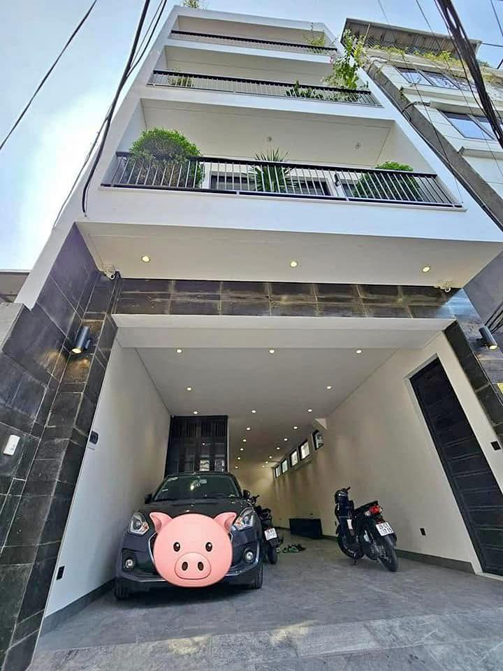 Nhà phân lô 8 tầng thang máy, ô tô vào nhà tại Thái Hà, Đống Đa - 75m2