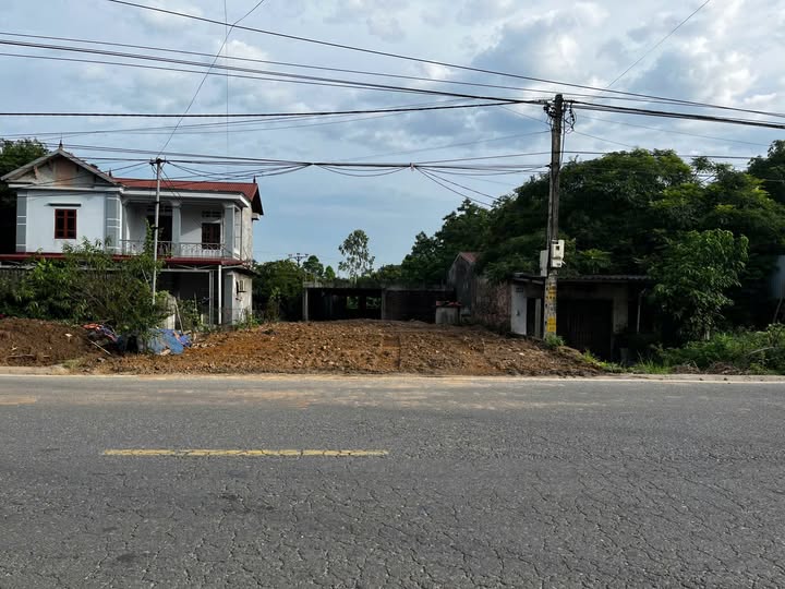 Bán đất mặt đường 87, Ba Vì, Hà Nội 700m2, mặt tiền 10m