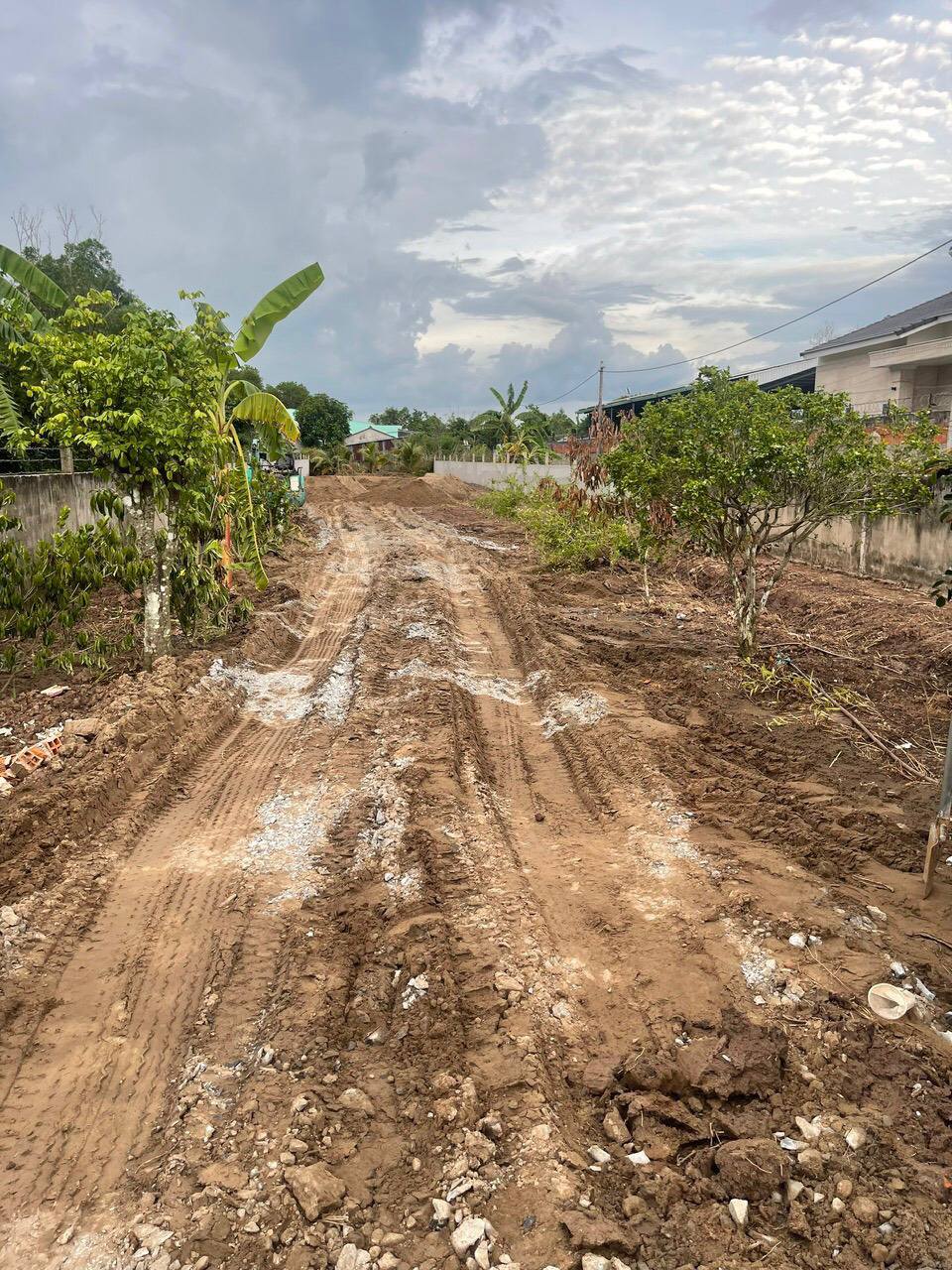 Đất vàng Sóc Trăng - Nền hẻm rộng 9,8m, dài 96m, sổ đỏ 384m2