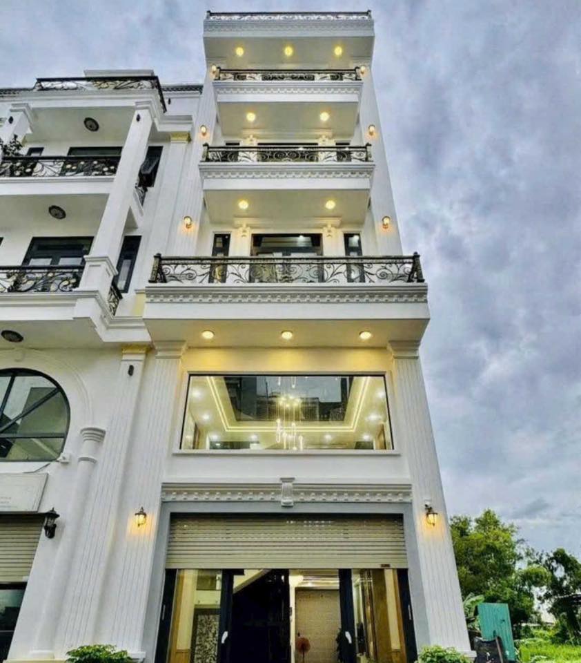 Nhà 50m2 trung tâm Hà Đông, ô tô đỗ cổng - giá nhỉnh 6 tỷ