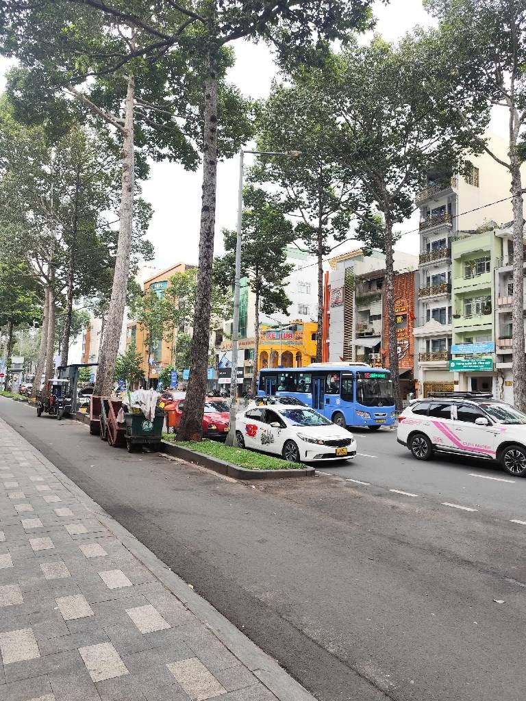 Chính chủ cô Thanh, một điều dưỡng về hưu, gửi gắm căn nhà tâm huyết 4 tầng