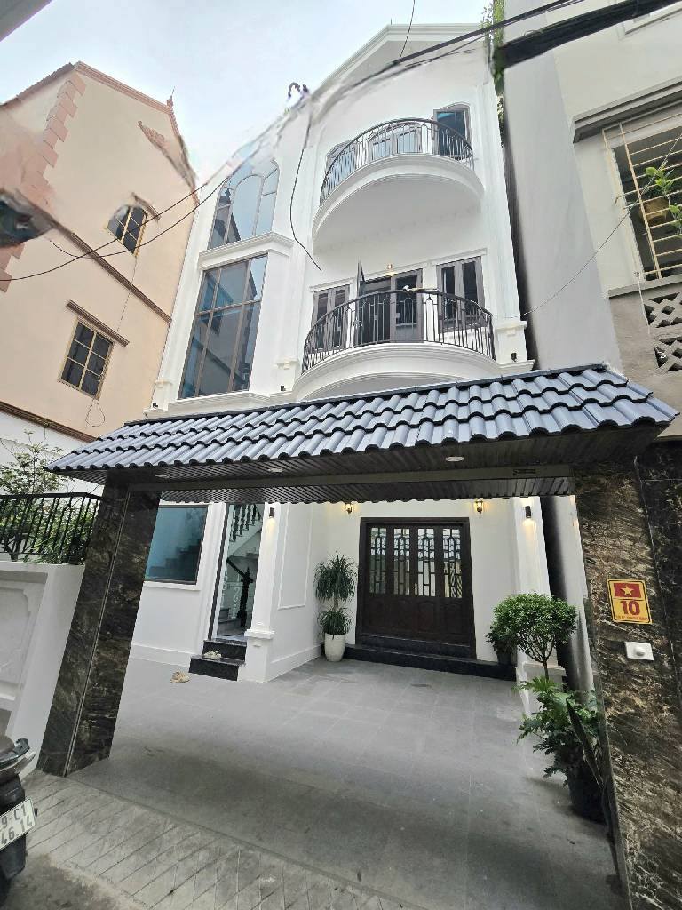 Biệt thự mini phong cách, 80m², mặt tiền 7.6m, gần Ciputra, hưởng trọn tiện ích Tây Hồ