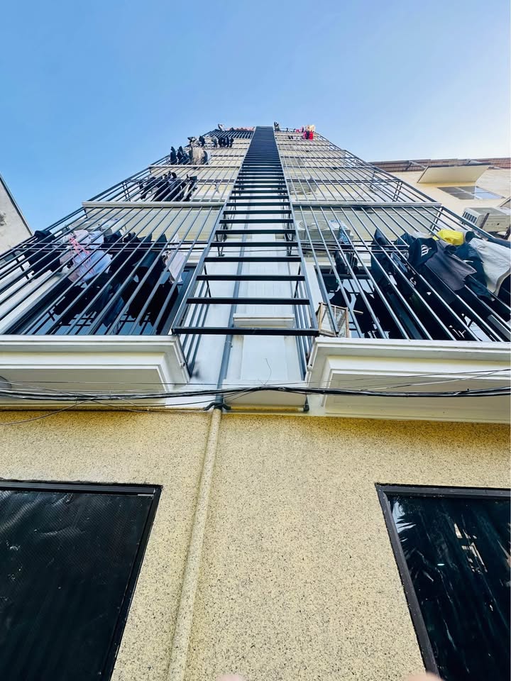 Chung cư mini Ngã 4 Nhổn, 7 tầng, 12 phòng cho thuê, dòng tiền ổn định