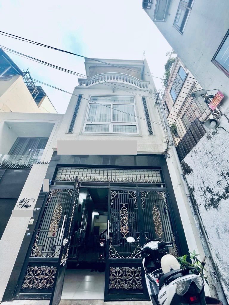 Nhà 4 tầng khu sân bay Tân Bình, 66m2, nở hậu, 13.9 tỷ