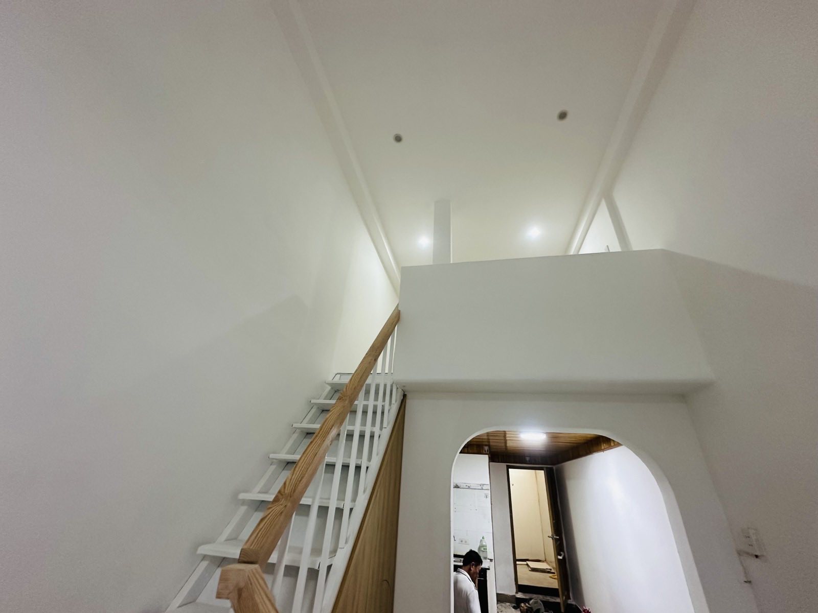 Chấn động Hải Châu, nhà 2 tầng mới tinh, 3 ngủ, sổ hồng đầy đủ, giá hời