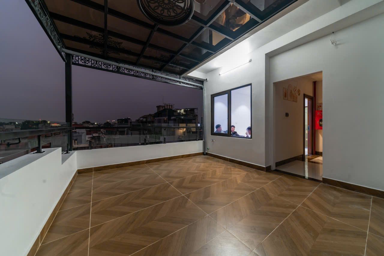 Căn hộ 35m2 có thang máy, full nội thất tại ngõ 135 Đội Cấn, Ba Đình