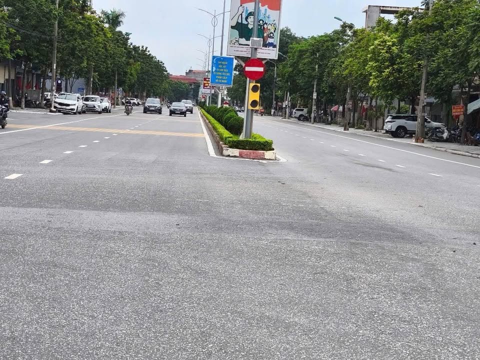 Siêu phẩm chưa từng lộ diện, tọa lạc ngay mặt đường Lê Hồng Phong sầm uất