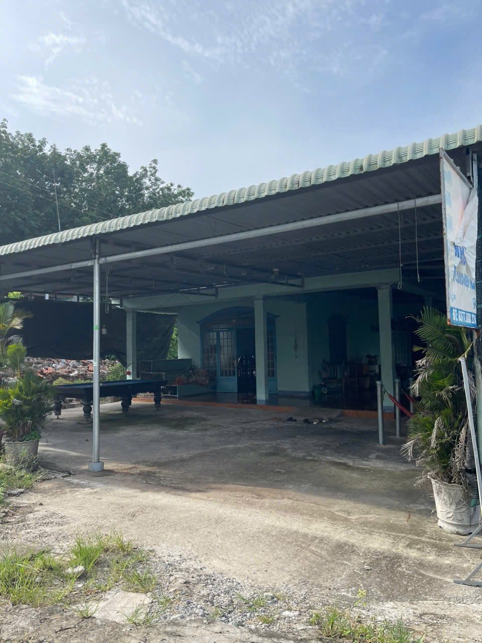 Nhà cấp 4 siêu xinh, mặt tiền đường lớn, 137m2 Bình Dương