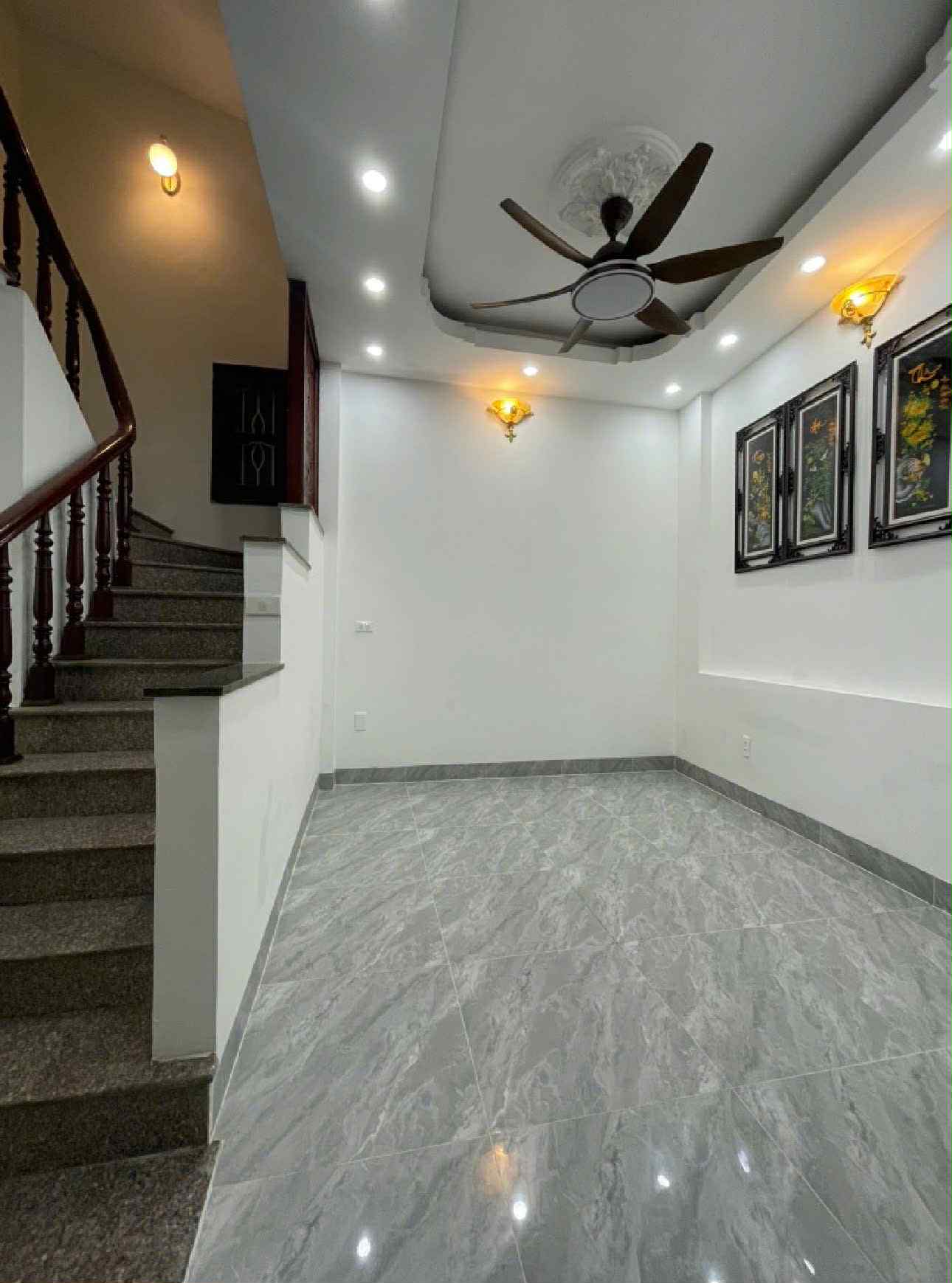 Nhà đẹp trung tâm quận Ba Đình, 42m2, 4 tầng, ngõ ô tô