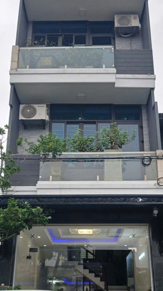 Cho thuê biệt thự 4 tầng full nội thất, Lê Lợi, Nghệ An 15 triệu/tháng