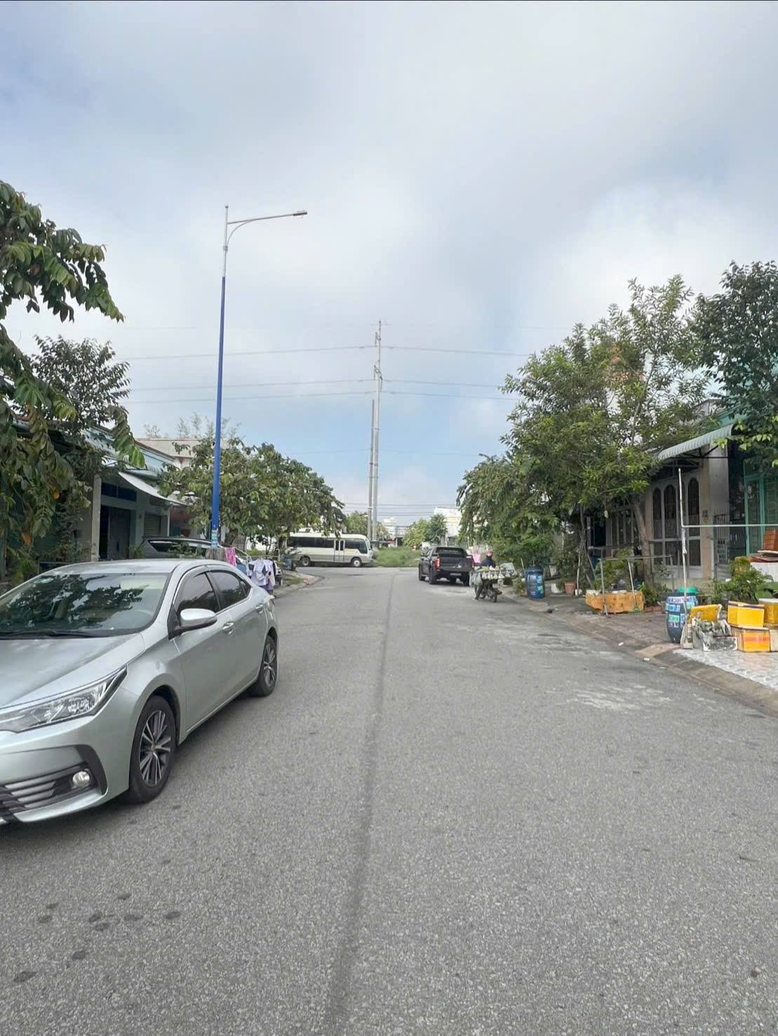 Bán nhà trọ Mỹ Phước 1, Bến Cát, Bình Dương 2 kiot, 7 phòng trọ, đường nhựa 8m