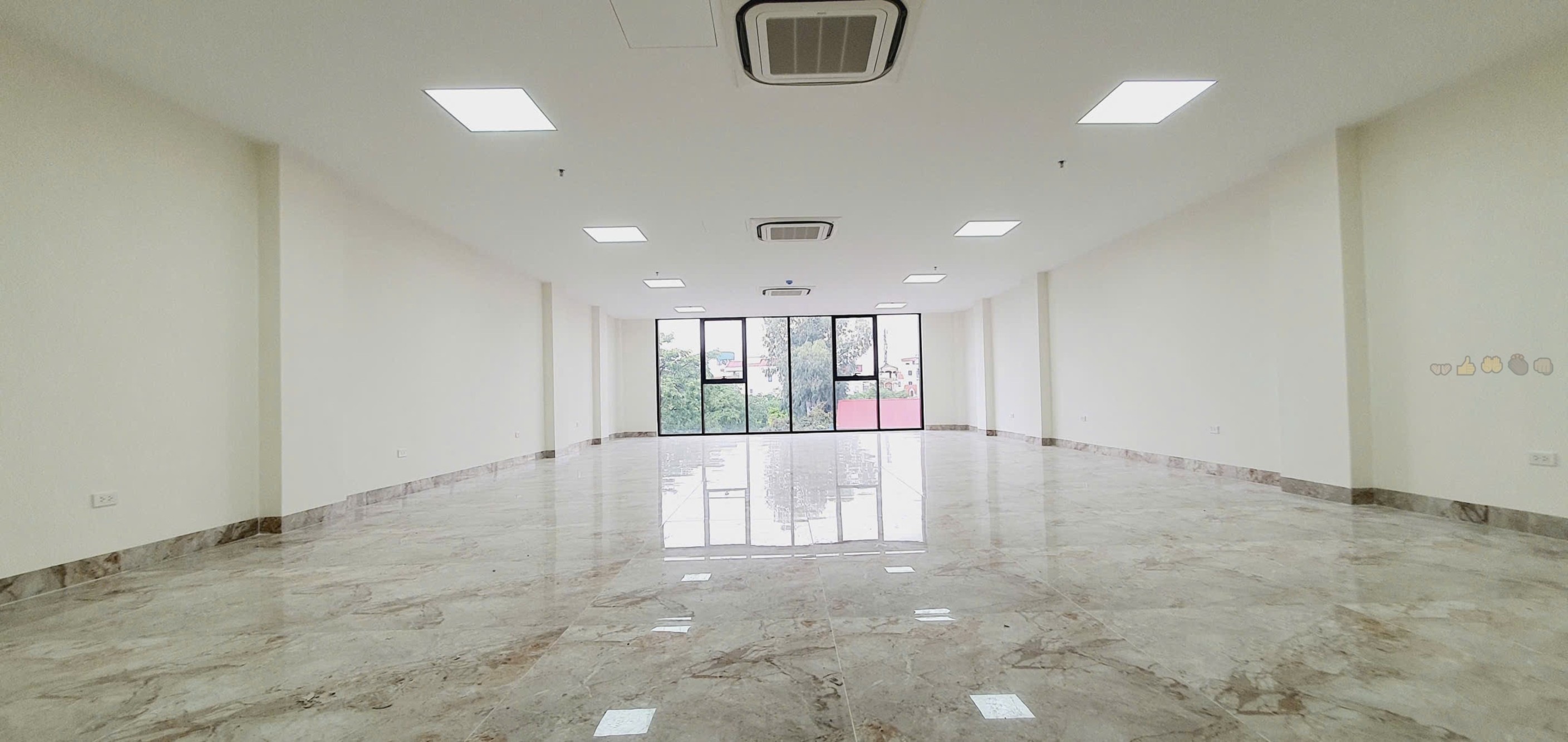 Tòa nhà văn phòng mặt phố Văn Tiến Dũng, view hồ, 7 tầng thang máy, 160m², 77 tỷ