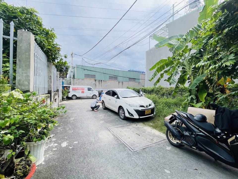 Siêu phẩm nhà lô góc 2 mặt thoáng tại An Phú Đông, Quận 12, với diện tích 107m²