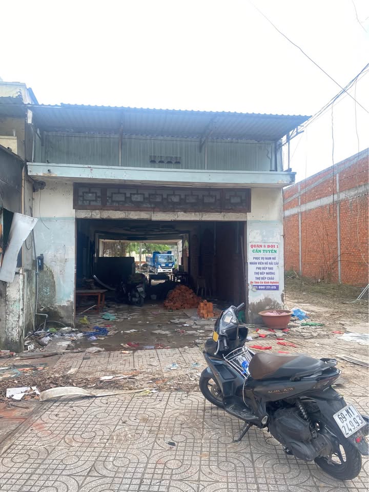 Mặt bằng kinh doanh đắc địa đường Nguyễn Văn Cừ, Cần Thơ