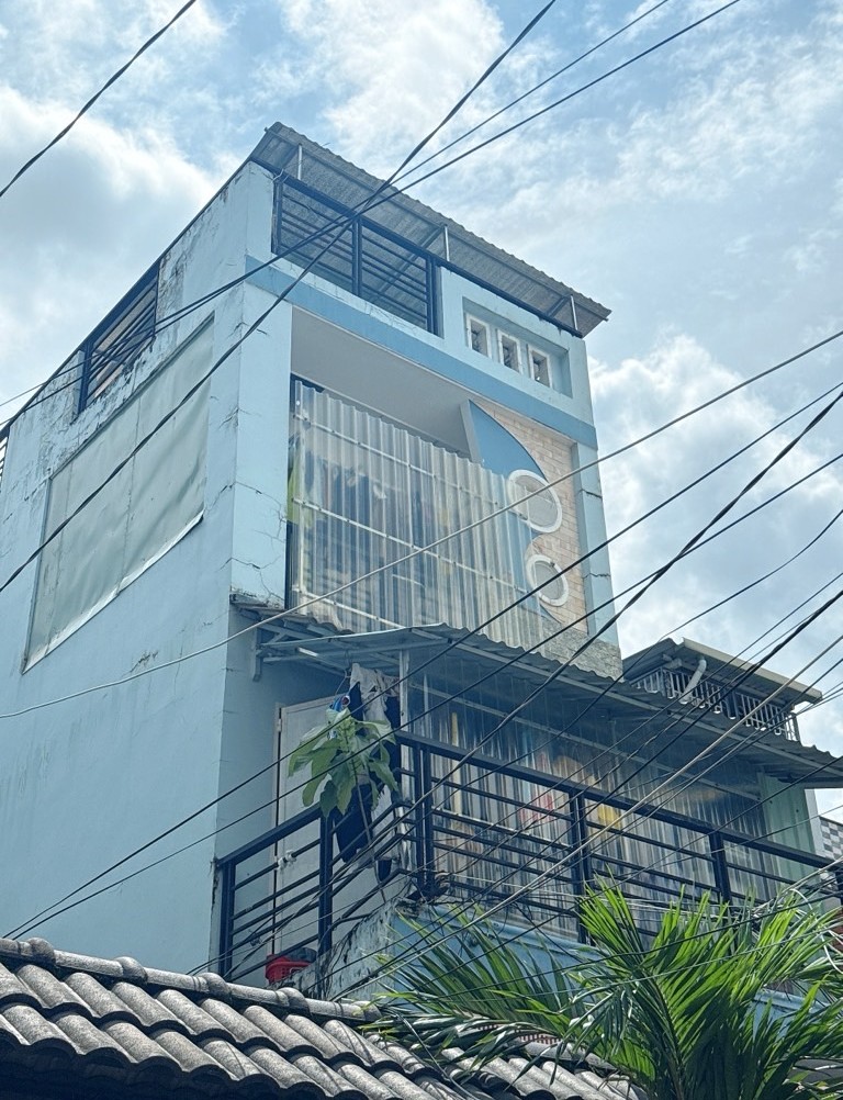 Nhà 5 tầng hẻm ô tô tránh, dòng tiền 300 triệu/năm