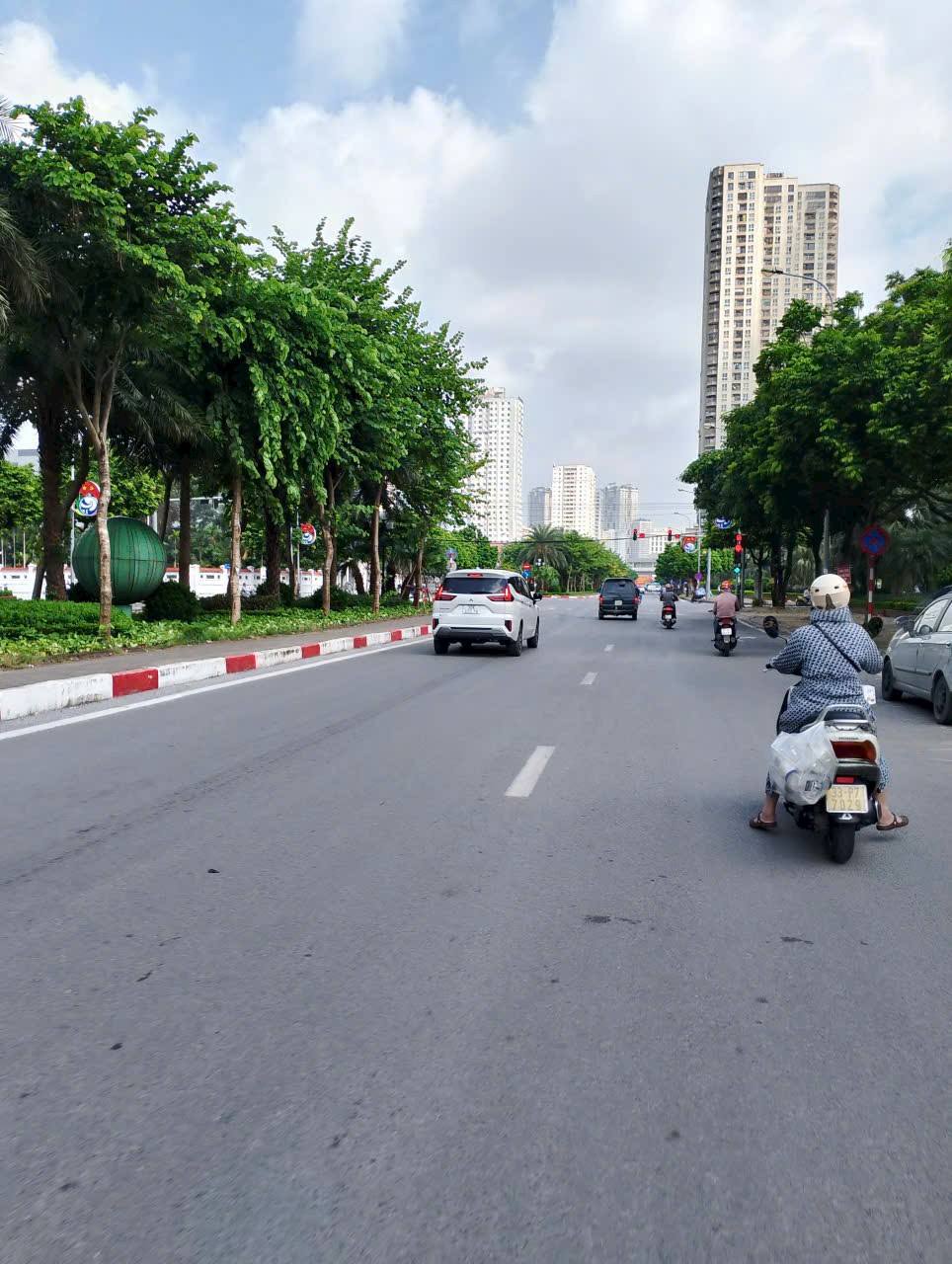 Siêu phẩm 65m2, 7 tầng thang máy, mặt tiền 20m, trung tâm quận, kinh doanh đỉnh