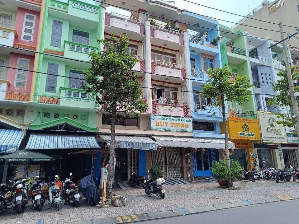 Nhà 5 tầng mặt tiền kinh doanh Tạ Quang Bửu, Quận 8, sổ hồng riêng, giá tốt