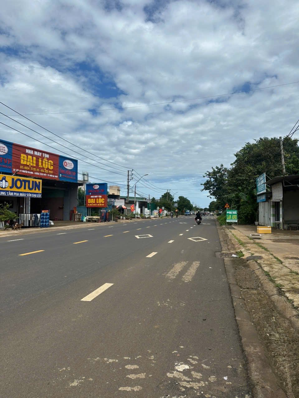 Bán lô đất đẹp tại hẻm cấp 1 đường Nguyễn Thị Định