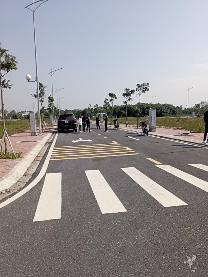 Đất khu đô thị Nam Sông Đào, diện tích 60,8m2, mặt tiền 4,5m, giá 2,4 tỷ