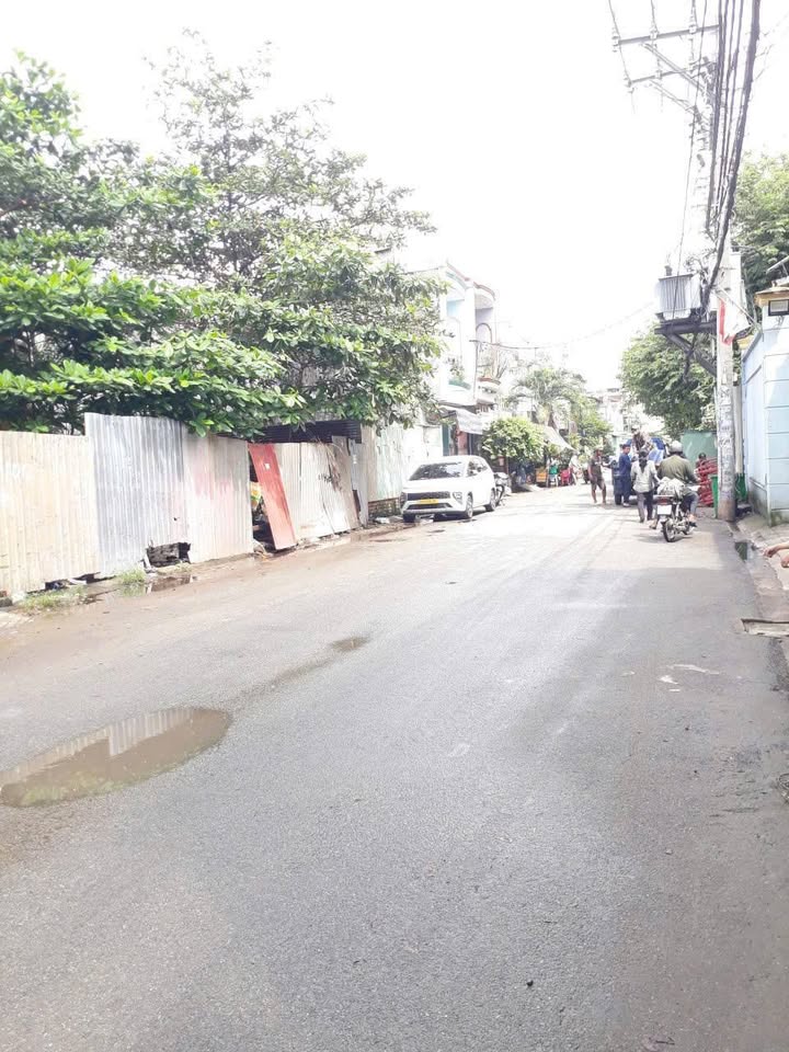 Bán nhà hẻm Lê Đình Cẩn, 84m2, đang cho thuê 7 triệu/tháng