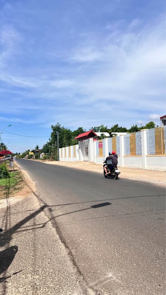 Bốn lô liền kề Cao Thắng, nơi an cư lý tưởng, đầu tư sinh lời