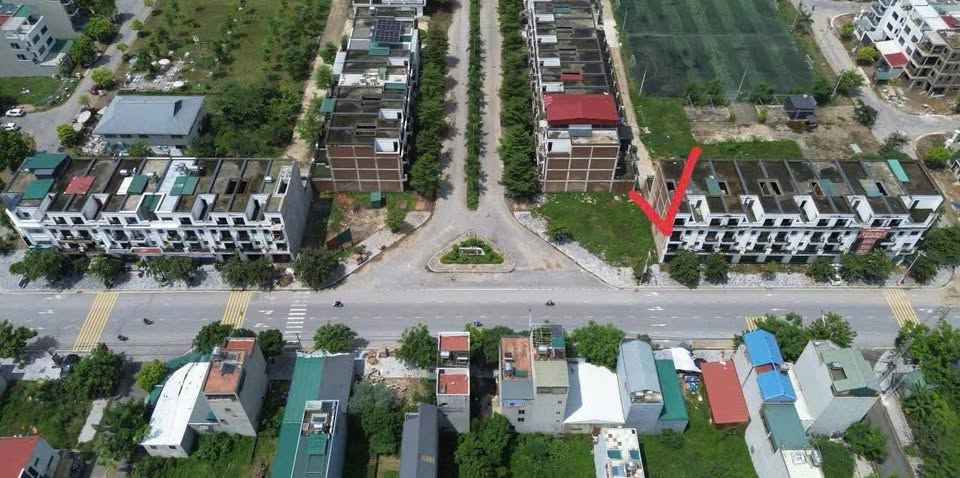 Siêu phẩm shophouse 4 tầng tọa lạc ngay mặt đường Lê Quang Đạo sầm uất, thuộc khu đô thị mới Xuân Hòa