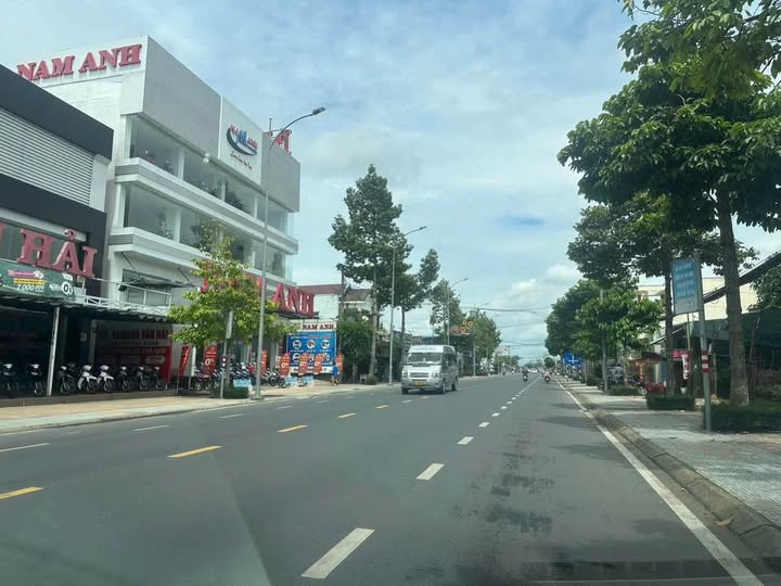 Đất mặt tiền Đinh Bộ Lĩnh, Mỹ Tho, kinh doanh, đầu tư ngon ơ