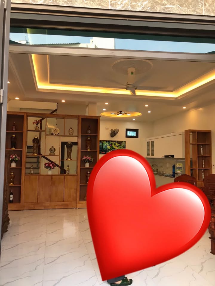 Chính chủ bán gấp nhà 2 tầng, 50m2, chỉ 1,6 tỷ tặng toàn bộ nội thất, sát chợ ngà tân tiến, hải phòng!