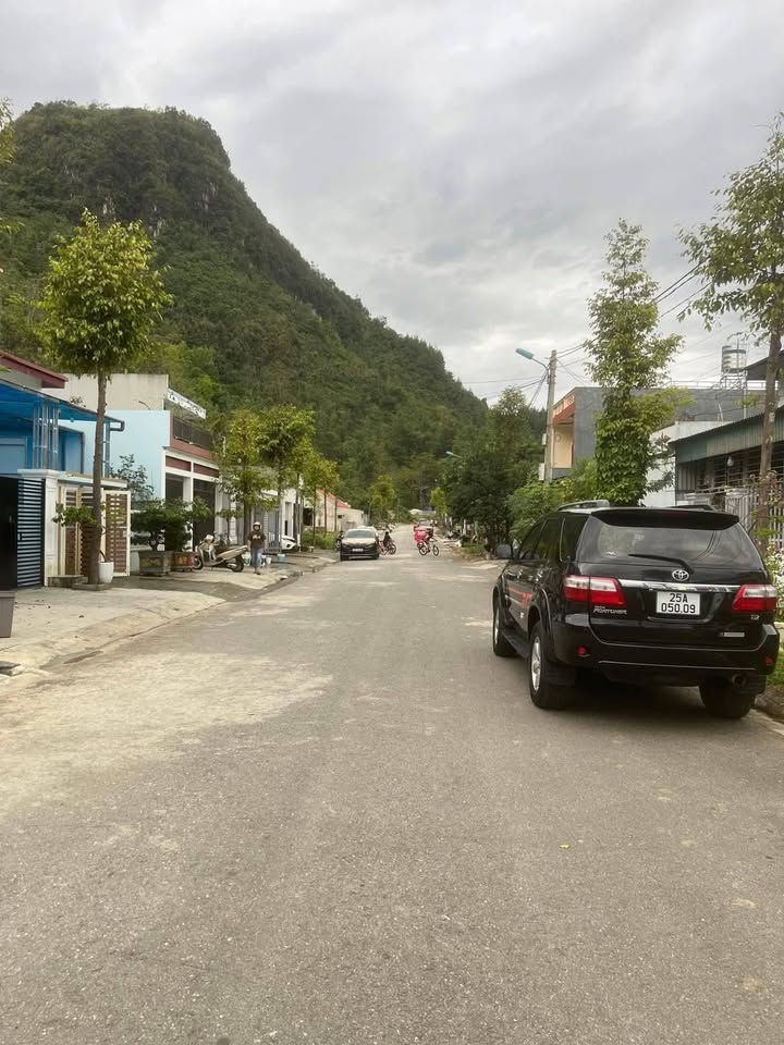 Nhà xinh 2 tầng siêu xinh đang hoàn thiện, sẵn sàng đón chủ mới