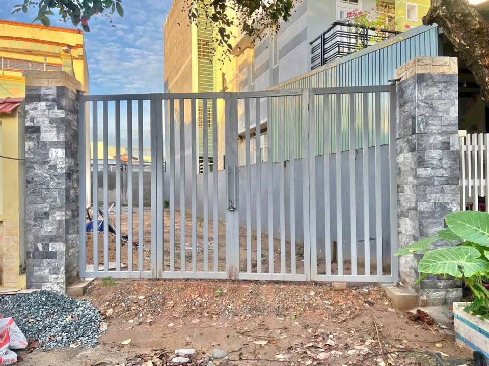 Đất thổ cư mặt tiền đường Nguyễn Minh Đường, Tân An, vị trí đẹp, nở hậu, giá tốt