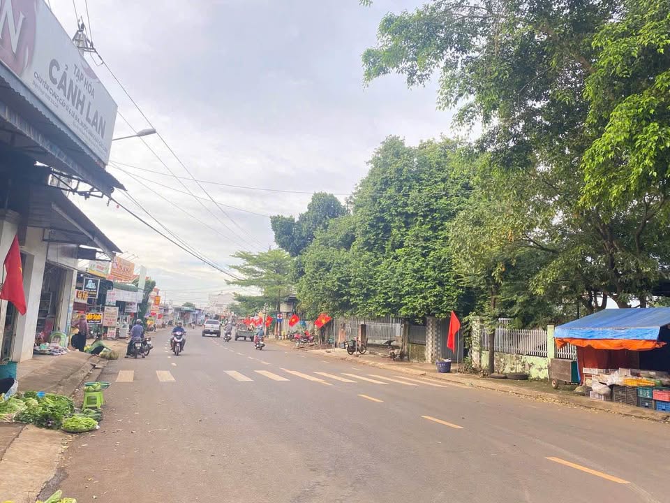 Đất Eakao 1,09 tỷ, hướng Đông, sổ hồng trao tay, cơ hội vàng cho nhà đầu tư