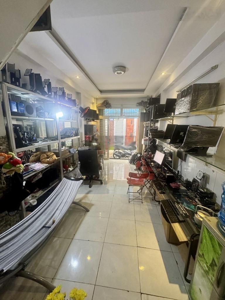 Bán nhà nở hậu Nguyễn Văn Công hẻm 4.5m xe tải gần bệnh viện 175 5 tỷ