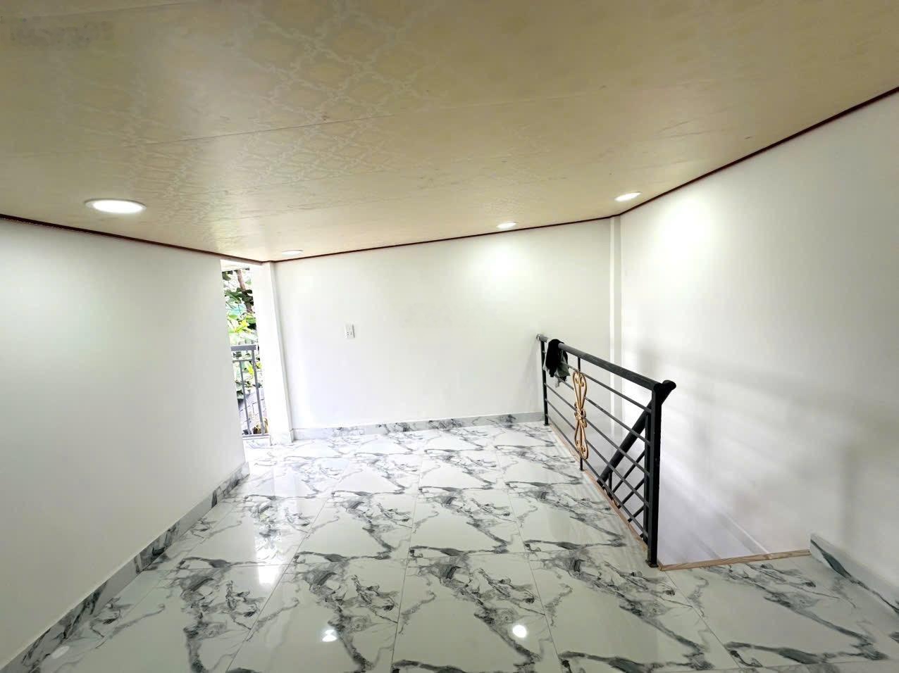 Bán nhà đẹp cách MT đường lớn chỉ 10m - Đào Trí - Quận 7